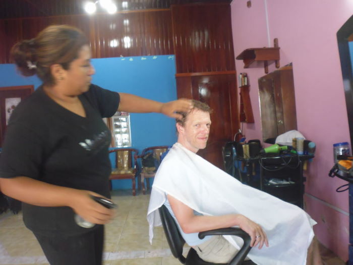 Isla Isabela, Puerto Villamil Hairdresser
