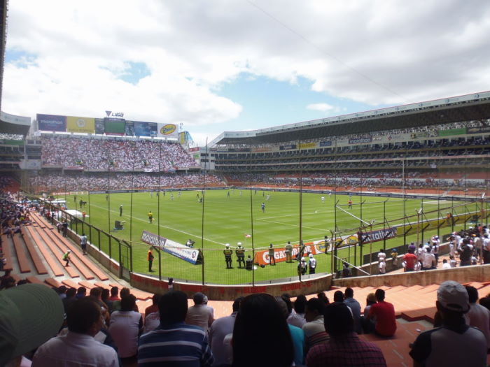 Estadio Casa Blanca LDU Quito vs. EMELEC